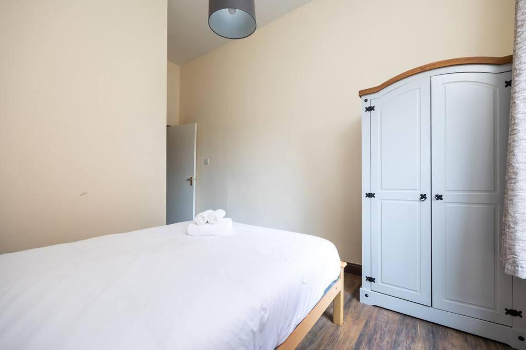 Homely 1 Bedroom Apartment In Smithfield, Dublin Buitenkant foto